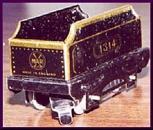 British CV Set with Short Coaches and Vestibules